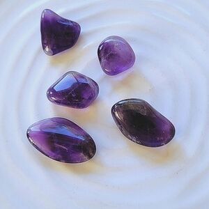 Lot of 5 | Tumbled amethyst stones